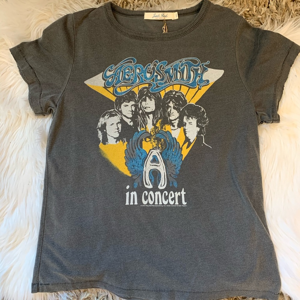 Graphic Band Tee